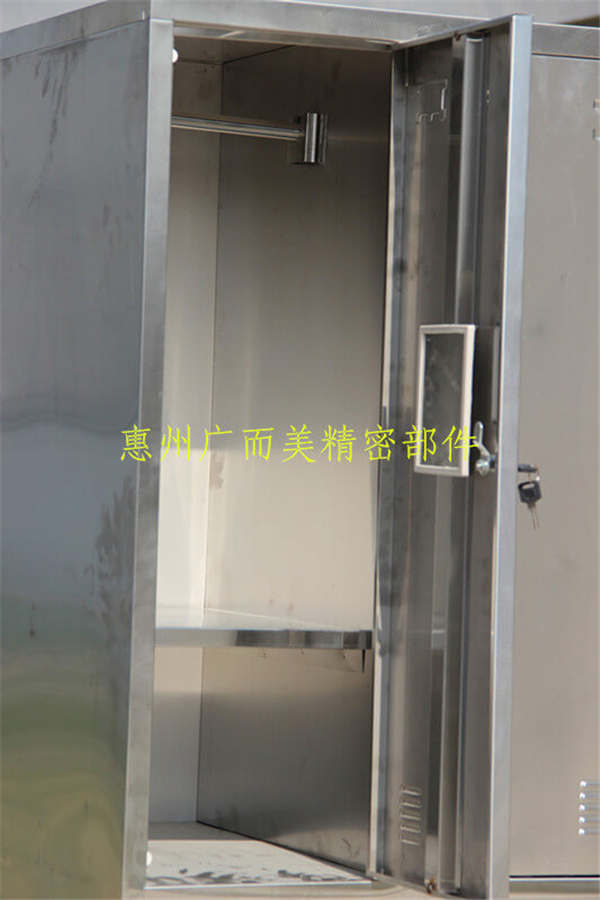 不锈钢衣柜厂家