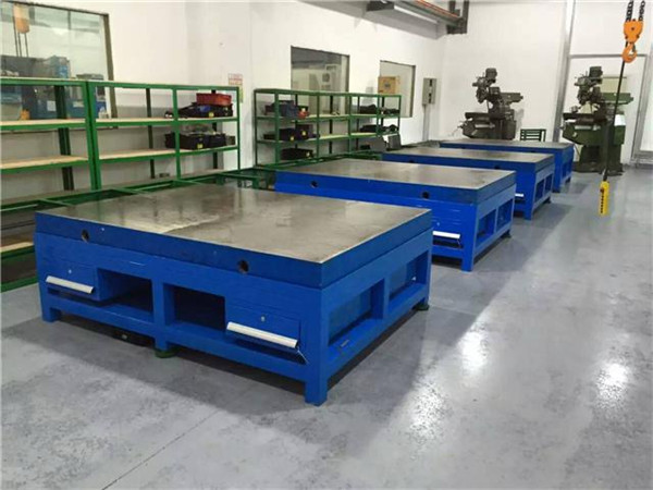 钳工模具工作台
